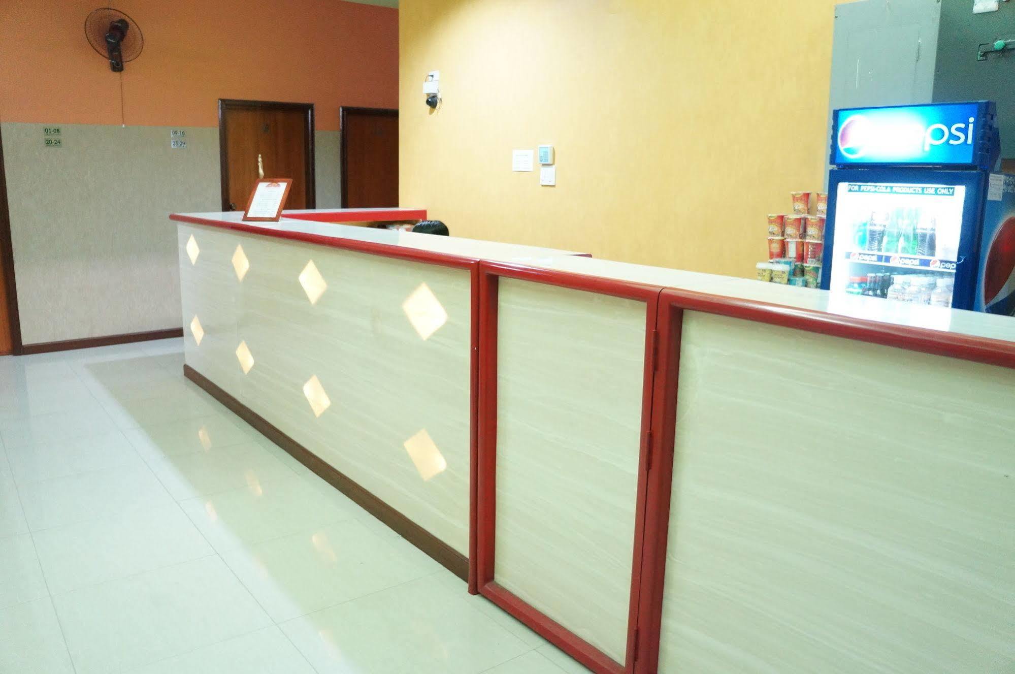 فندق دايلايت إن Davao City المظهر الخارجي الصورة
