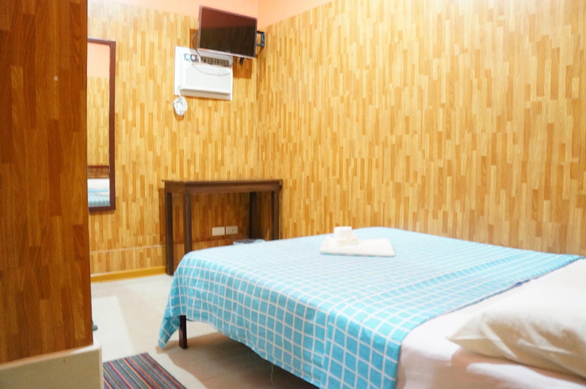 فندق دايلايت إن Davao City المظهر الخارجي الصورة